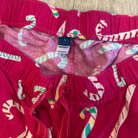 Bundle of 3 jogger style flannel pajama pants; Walmart + Old Navy - Picture 4 of 6